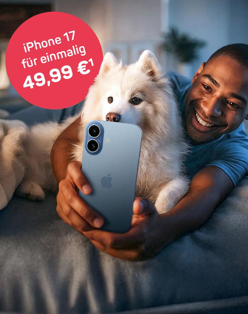 Mann macht Selfie mit seinem Hund